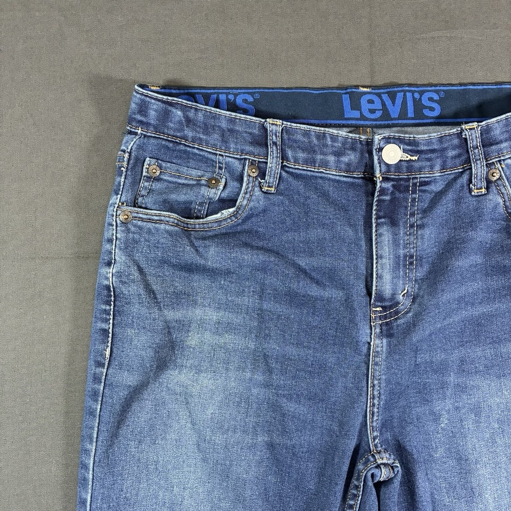 Levi's Jeans Mens 44x32 Blue Denim Straight Leg Stretch Classic Adjustable Waist